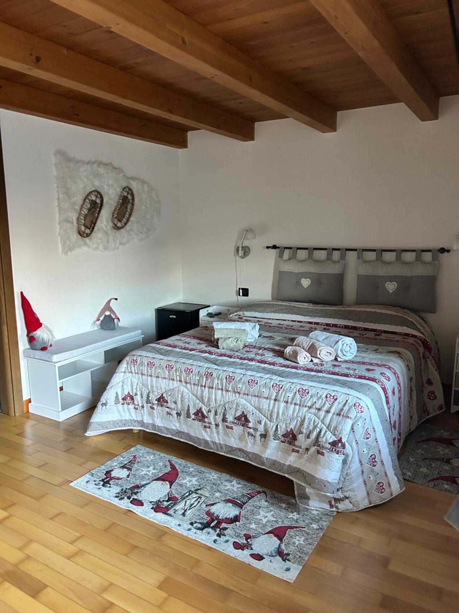 Lo Sougnet Otel Hone Dış mekan fotoğraf